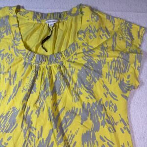 Calvin Klein Large Yellow & Grey Abstract Short sleeve blouse